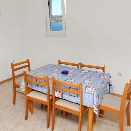 アパート By The Sea Sevid, Trogir - 6024 セヴィド