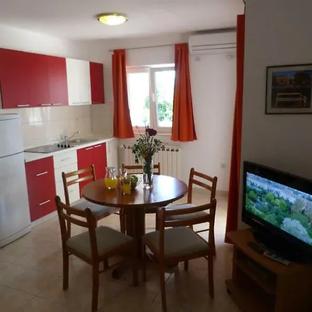 アパート By The Sea Sevid, Trogir - 6024 *