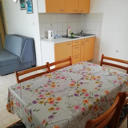 Apartments By The Sea Sevid, Trogir - 6024 Sevid