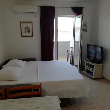 By The Sea Sevid, Trogir - 6024 アパート セヴィド