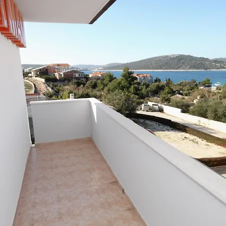 By The Sea Sevid, Trogir - 6024 アパート